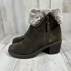 Vintage Foundry Co Women's Jeanette Bootie in Olive Suede #1000